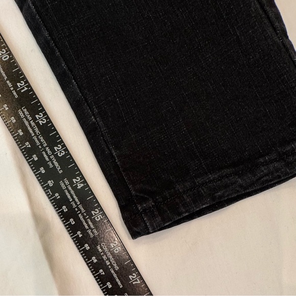 Never Worn Women’s Size SMALL Black Denim Overalls - Picture 10 of 10